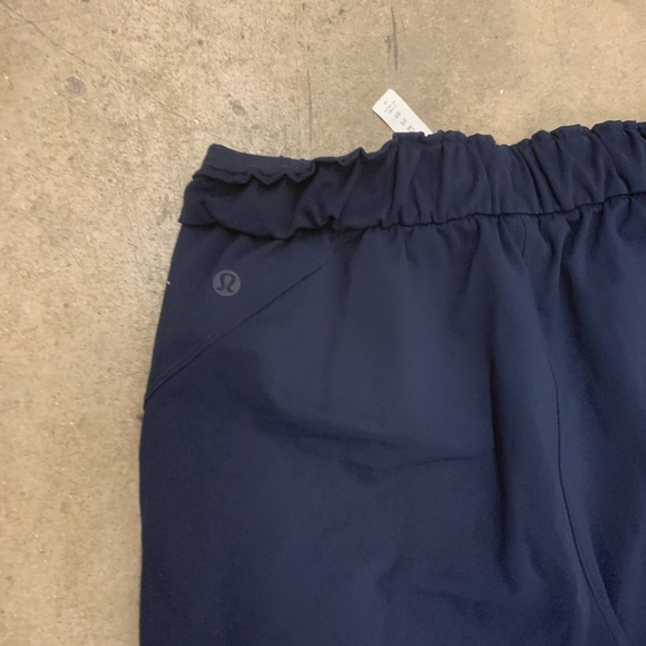 lululemon athletica navy blue keep moving 7/8 high rise pants - Picture 6 of 8